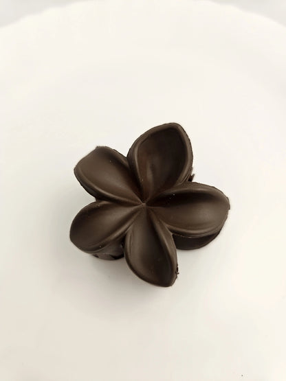 Floral Matte Hair Claw Clip(Pair of 6)