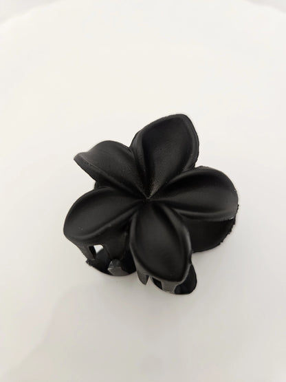 Floral Matte Hair Claw Clip(Pair of 6)