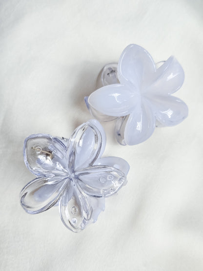 Dual Tone Pastel Flower Hair Claw Clips – Cute Transparent Acrylic Hair Accessories for Women & Girls