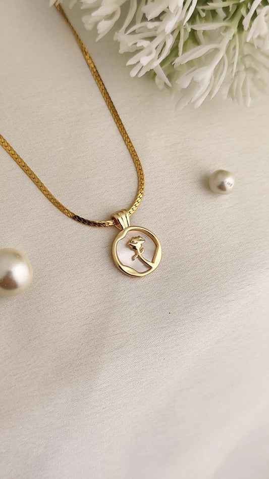 Gold-Plated Rose Emblem Pendant Necklace – Mother of Pearl Inlay