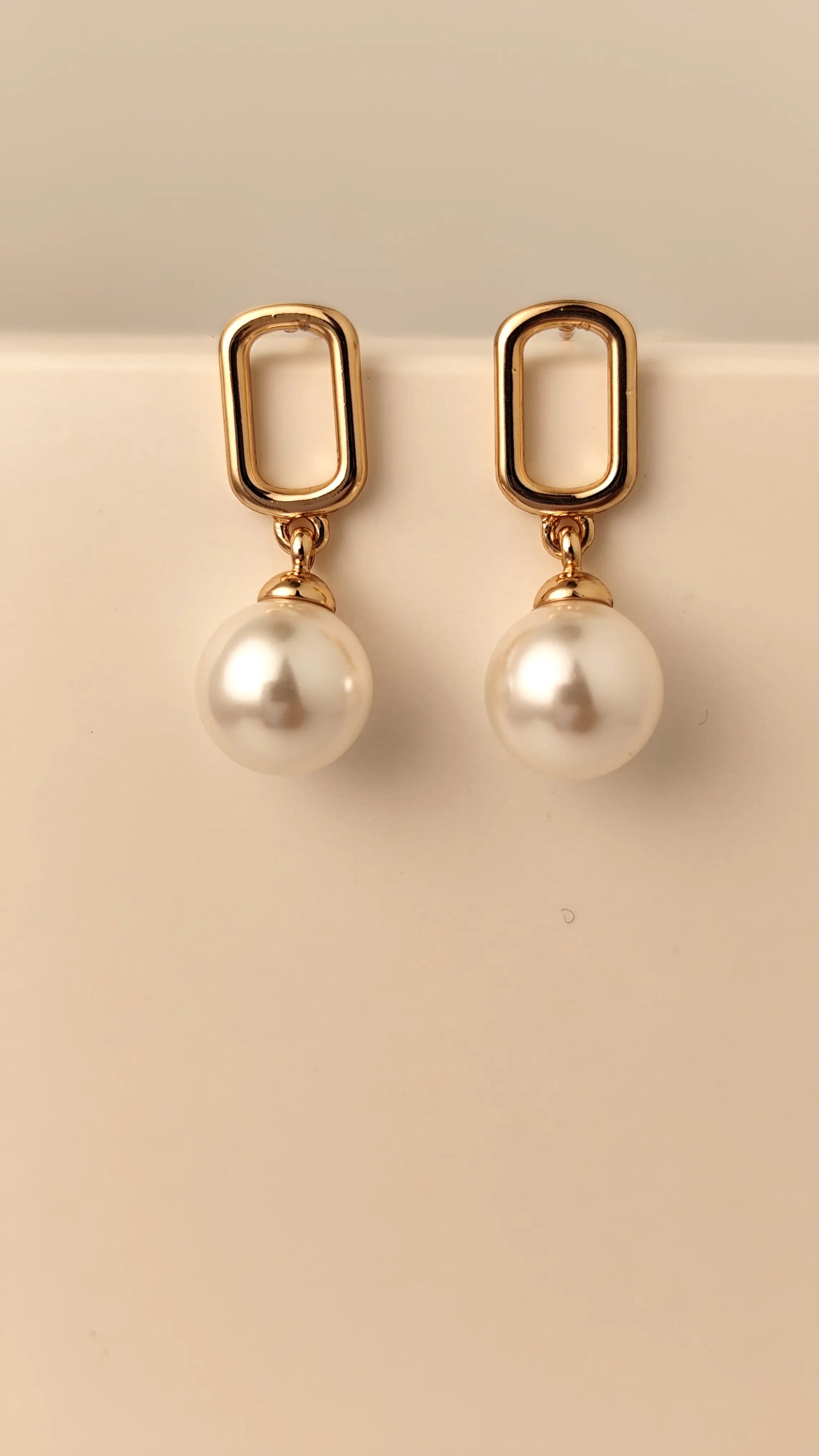 Rose Gold Rectangular Pearl Drop Earrings – Elegant Dangle Earrings