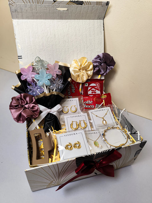 The Luxury Bloom Hamper